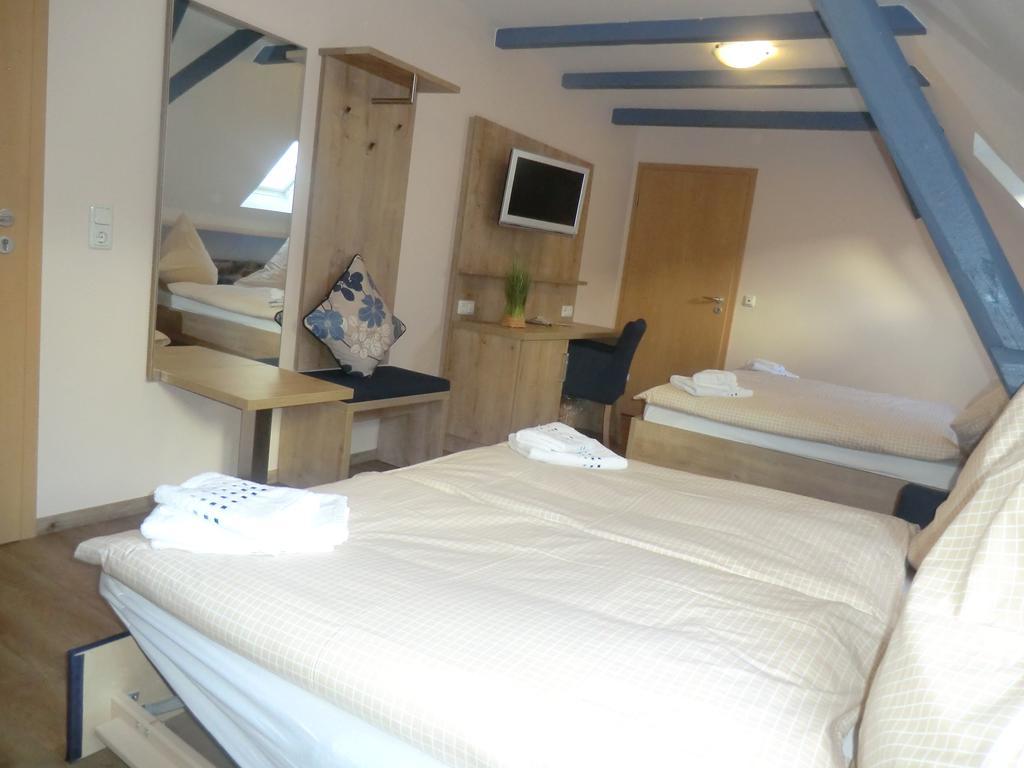 Hotel Pension Am Hafen Norddeich  Habitación foto